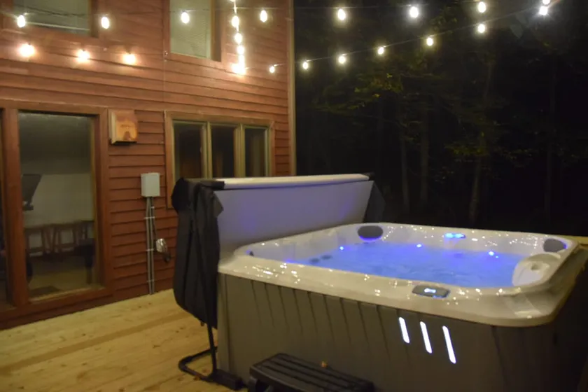 Hillside Haus • Hottub • EV • Timberline • Game Rm - Image 1