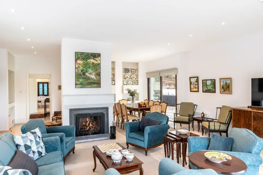 Platres Forty Pine Trees Cottage - Image 1