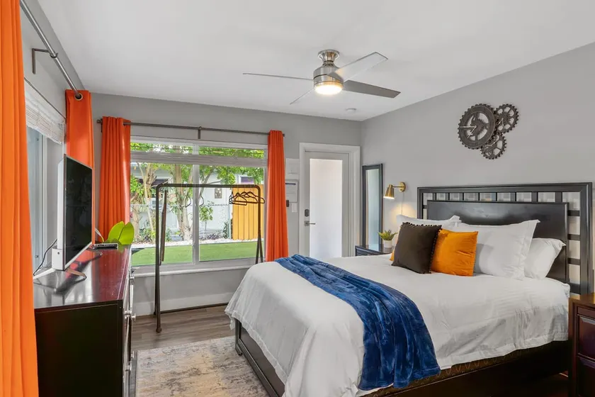 Pet-Friendly Gem | Fenced Yard | 10 Min Beach - Image 1