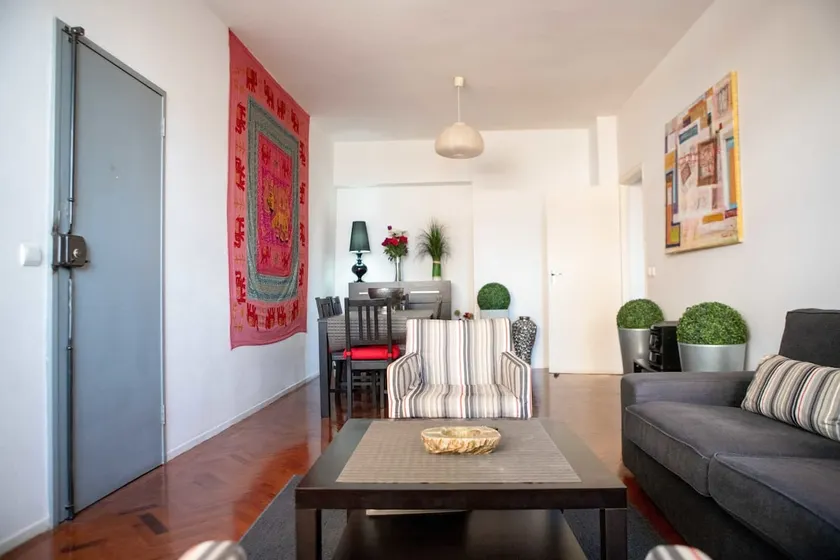 Moz House - Moldarte - Image 1