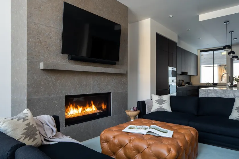 The Glenwood Townhouse Private 5 Story Luxury Residence in Downtown Jackson! - Image 1