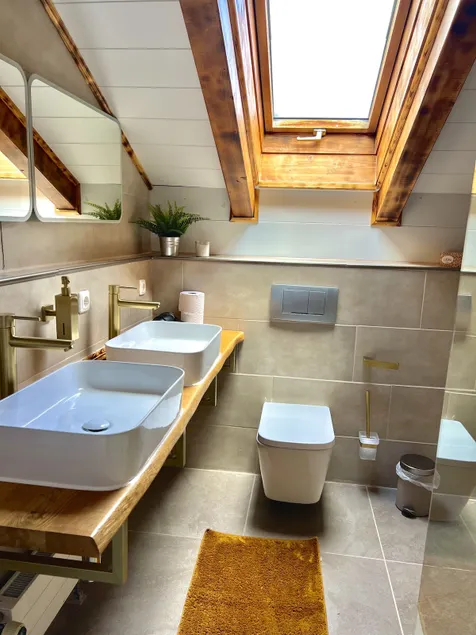 Apartment-Private Bathroom-Mountain View-Wohnung 3 - Image 1