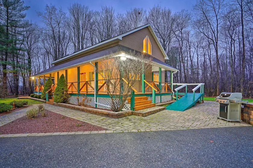 Spacious Oneida Retreat w/ Game Room! - Image 1