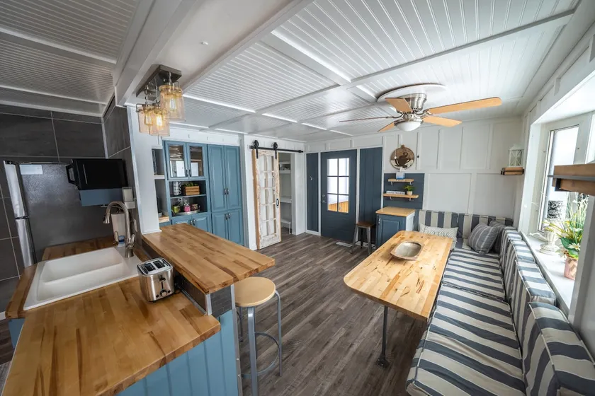Duluth Dreamer: 3 bed + office, huge primary suite - Image 1