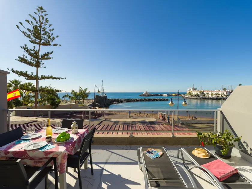 Oceanfront Paradise – Sleep by the Waves - Image 1