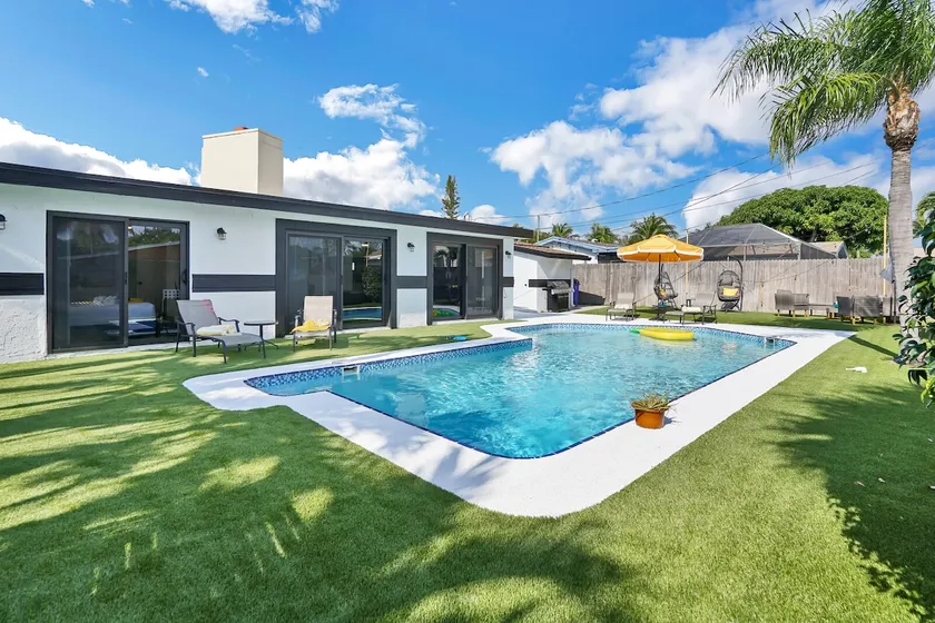 Sun Casita ☀️ Heated Pool & Putting Green - 6 min to Beach - Image 1