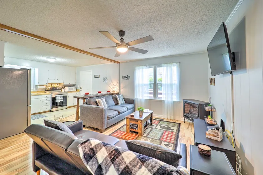 Newland Gem in Golf Community w/ Pool Access! - Image 1