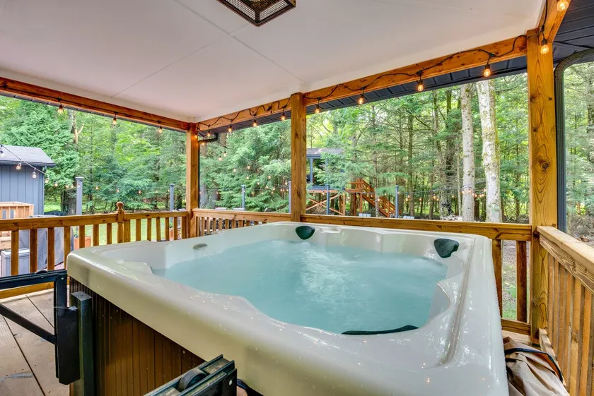 Hot Tub, Beach Access: Albrightsville Retreat! - Image 1