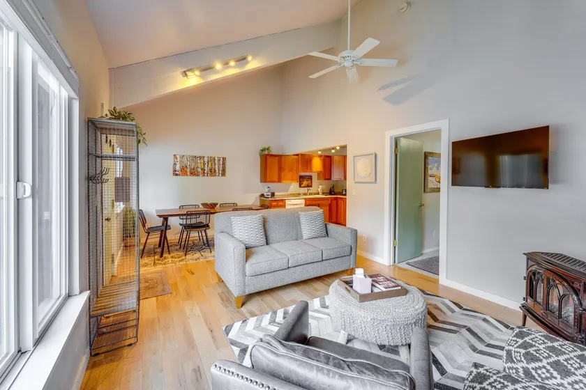 Ketchum Mountain Retreat: Central Location! - Image 1