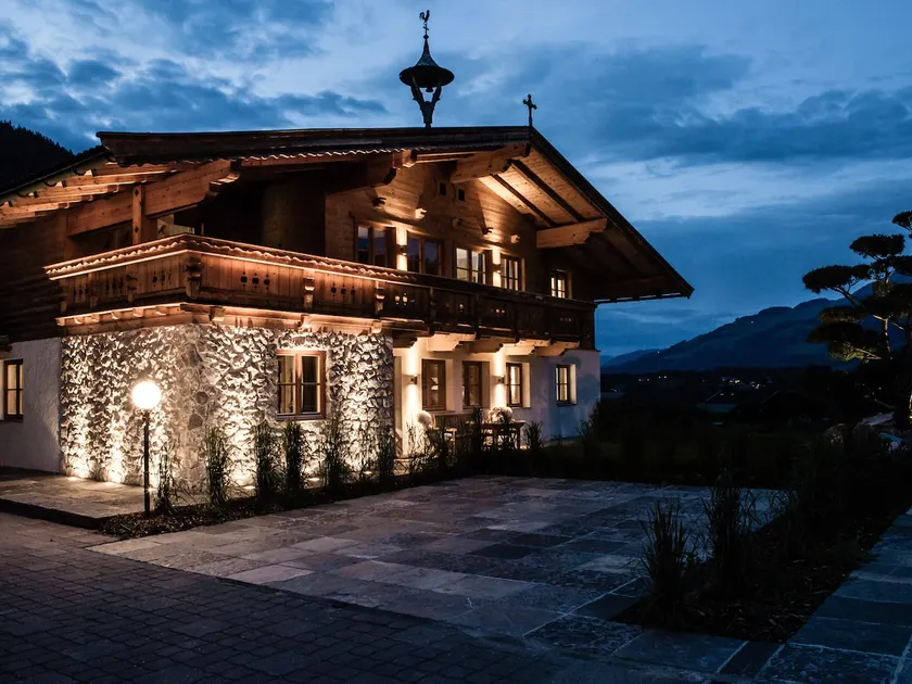 Luxurious penthouse with wellness by the ski lift - Image 1