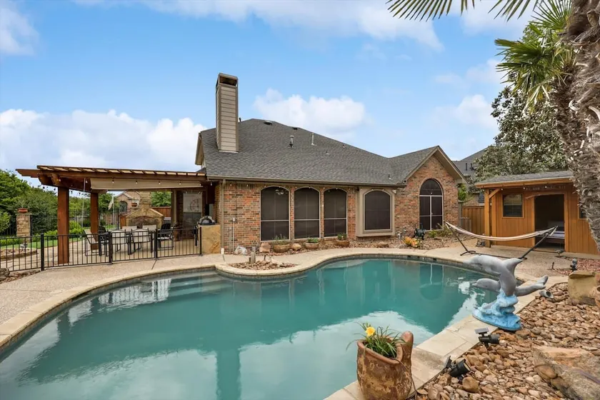 Stunning 5BR, Pool - Great for Big Groups - Image 1