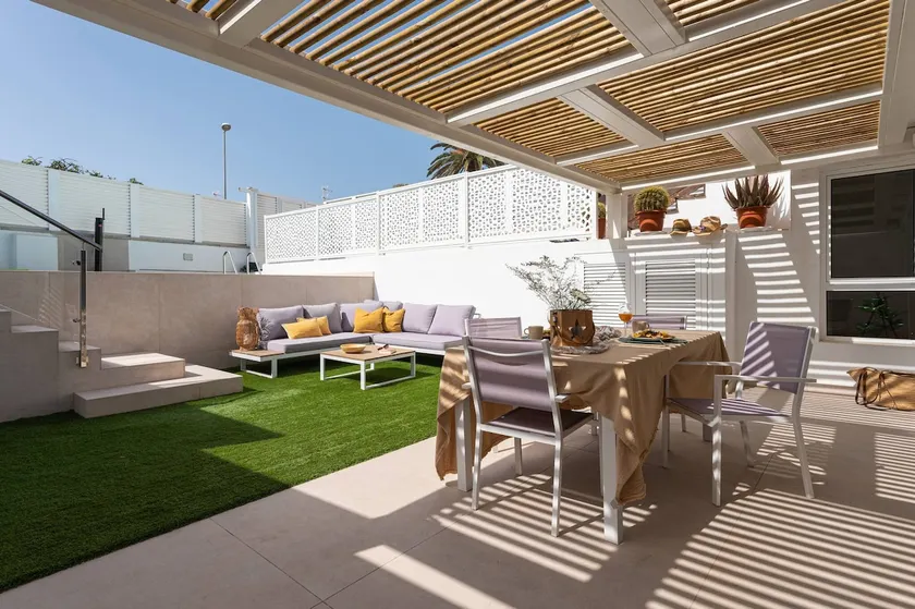 Heated Pool Villa – Villa Sunset - Image 1