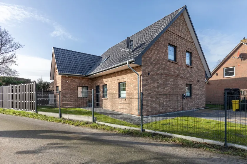 Hooge - Image 1