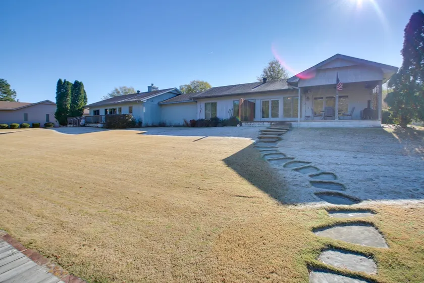 Lake Balboa Access: Home w/ Dock & Yard - Image 1