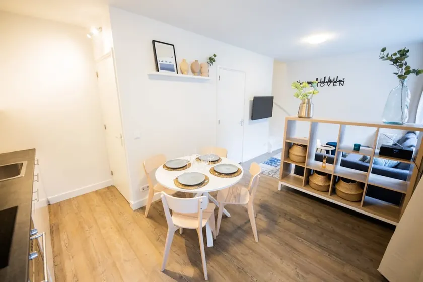 Delightful 2 Bedroom Apartment - SD23L - Image 1