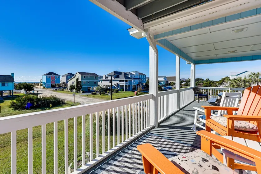 For Families & Pets! Oceanside Oak Island Getaway - Image 1