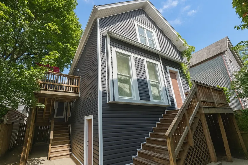 Cute & Spacious Wrigley Apt w/ Private Patio Deck - Image 1