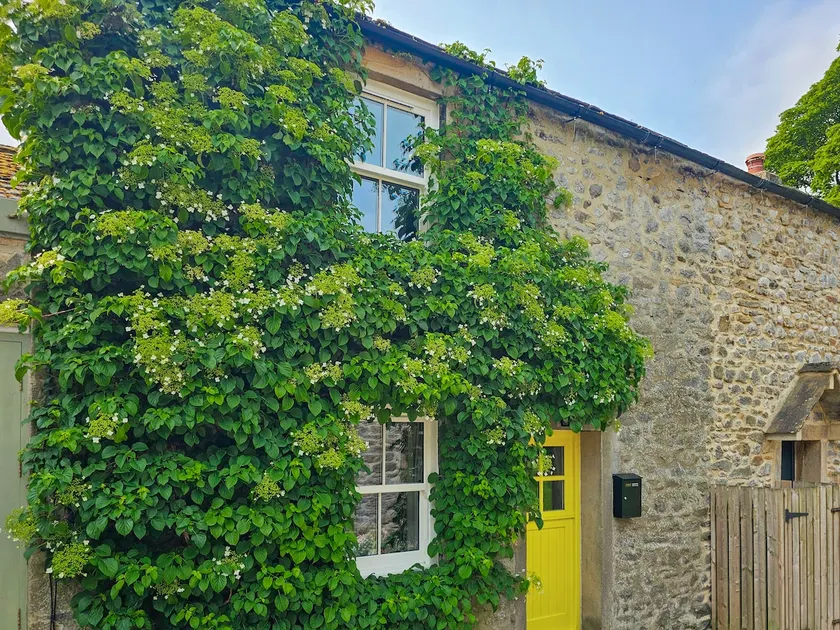 Primrose Cottage - Image 1