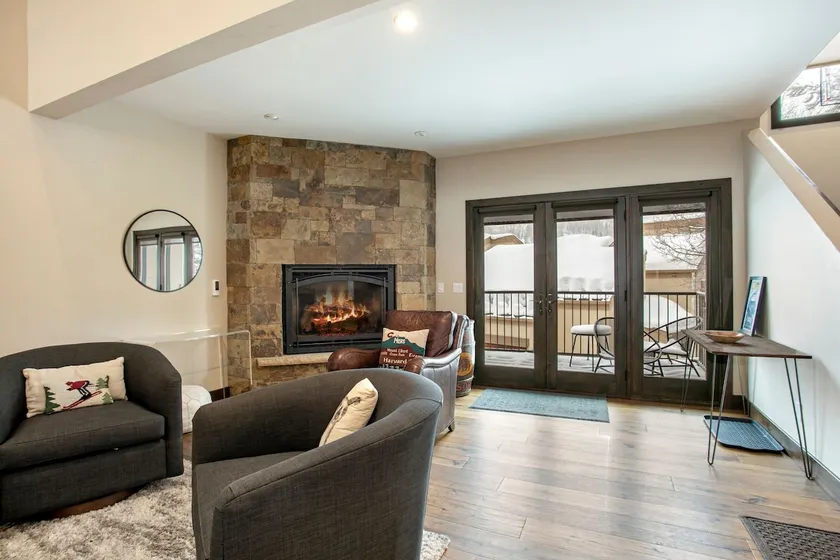 Mountain Townhome with Access to Pool and Spa - Image 1