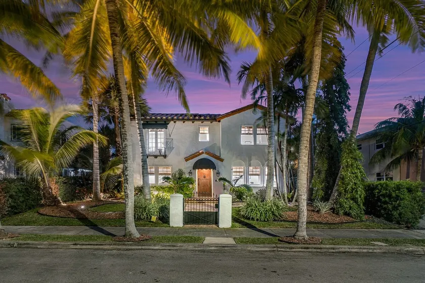 Stunning Historic WPB Estate | Heated Pool - Image 1