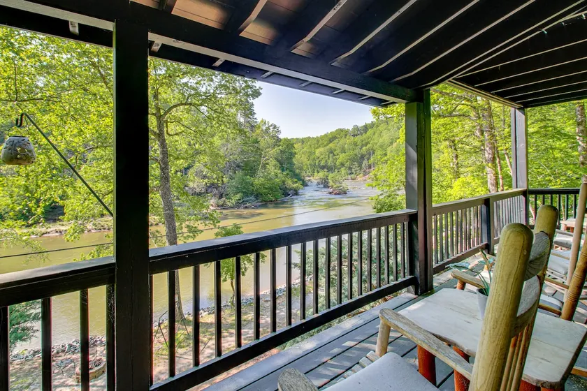 'The River Rest' Ellijay Cabin w/ Hot Tub! - Image 1