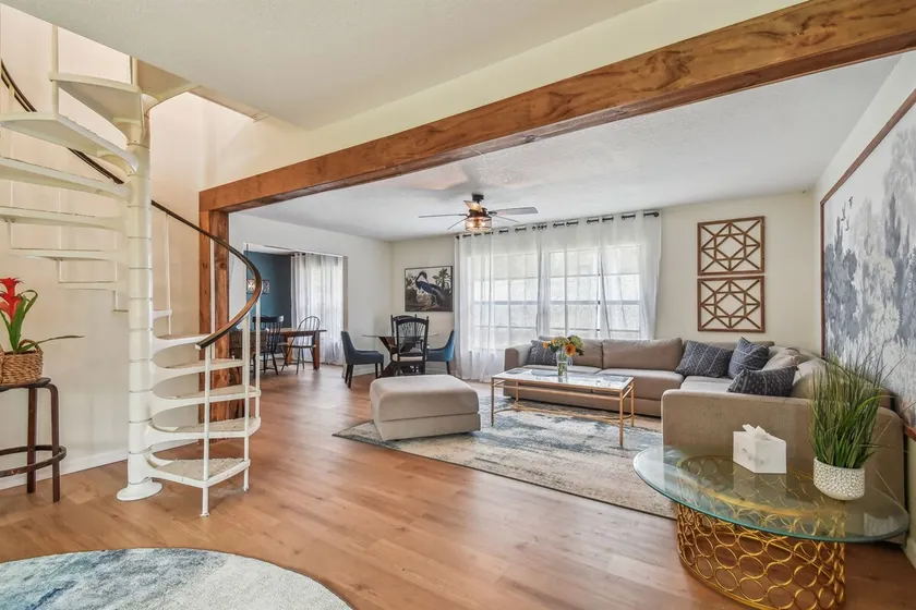 Heated/private pool- fenced yard-kid/pet friendly! - Image 1