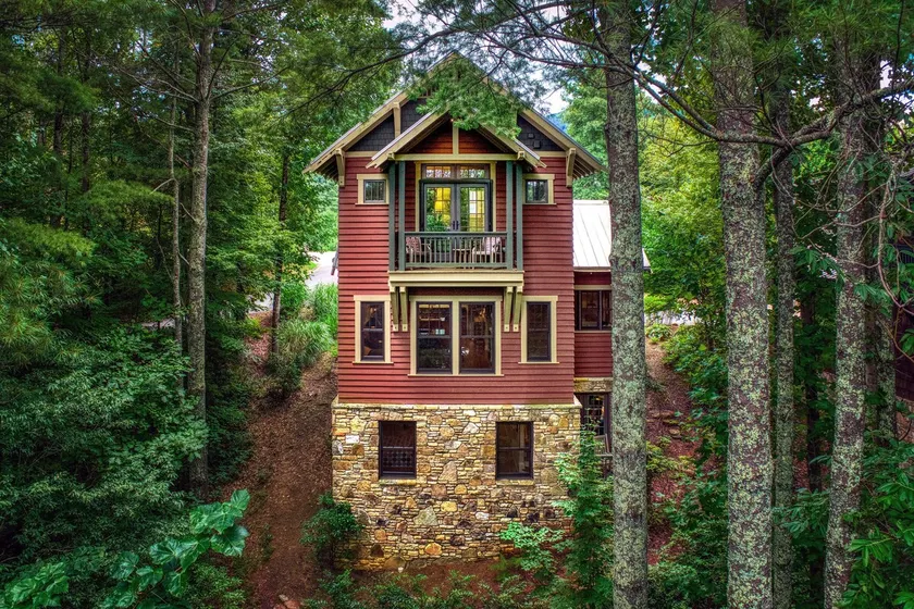 Winterberry Cottage | 5 Min to Downtown Black Mtn - Image 1