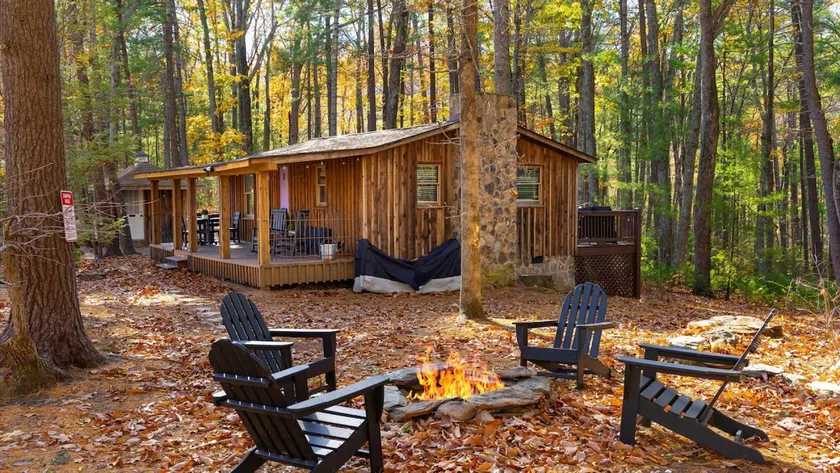 Cozy Cabin w/ Hot Tub 15 Min to Shenandoah Trails - Image 1
