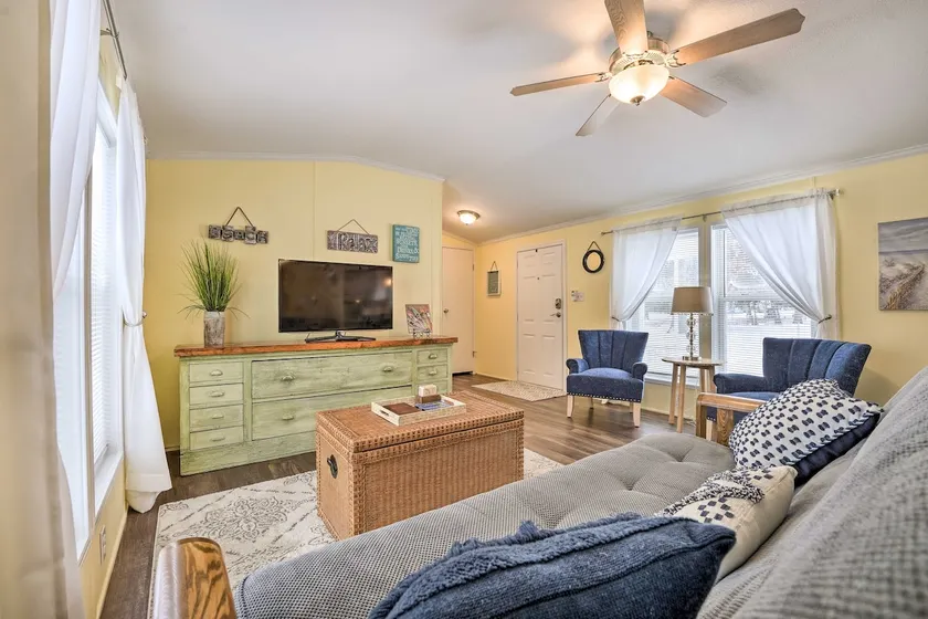 Charming South Haven Home - Great Location! - Image 1