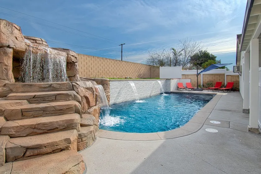 Close to Disney + Pool, Rockslide and Spa + Game room - Image 1