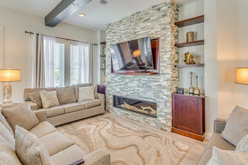 Walk to Ocean: Myrtle Beach House w/ Hot Tub! - Image 1
