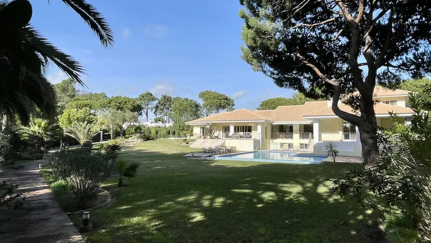 Azaleas - Private Pool - 12 Guests - Vilamoura - Image 1