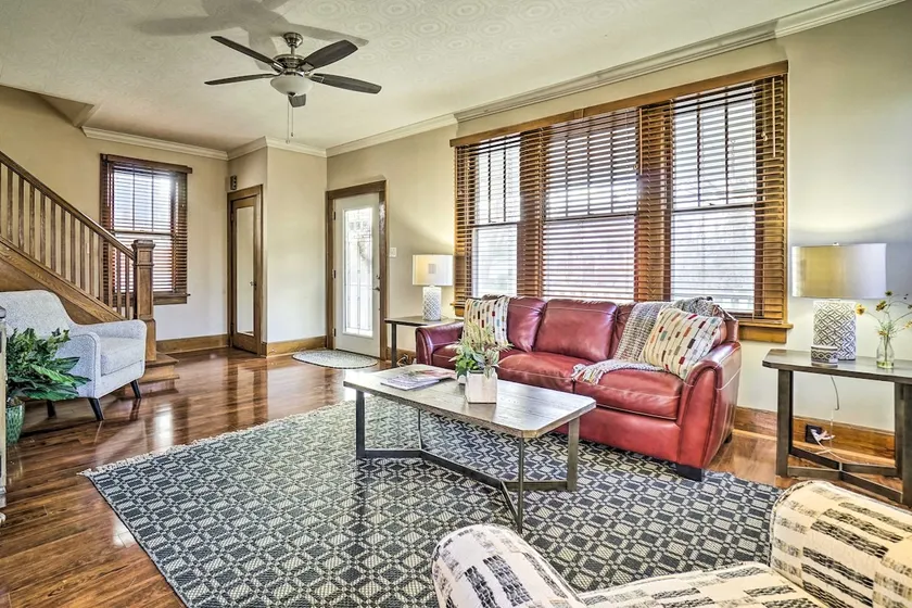 Charming & Family-Friendly Zanesville Home! - Image 1