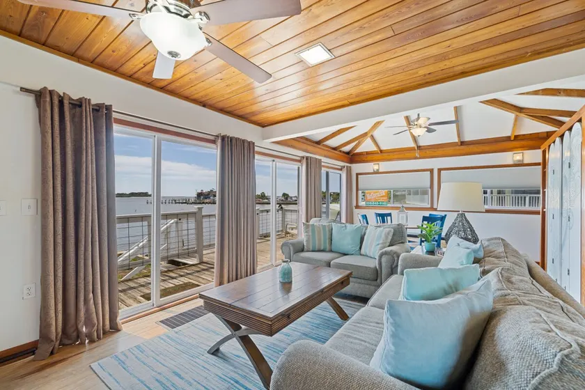 Cove Cottage Gulf stilt - Image 1