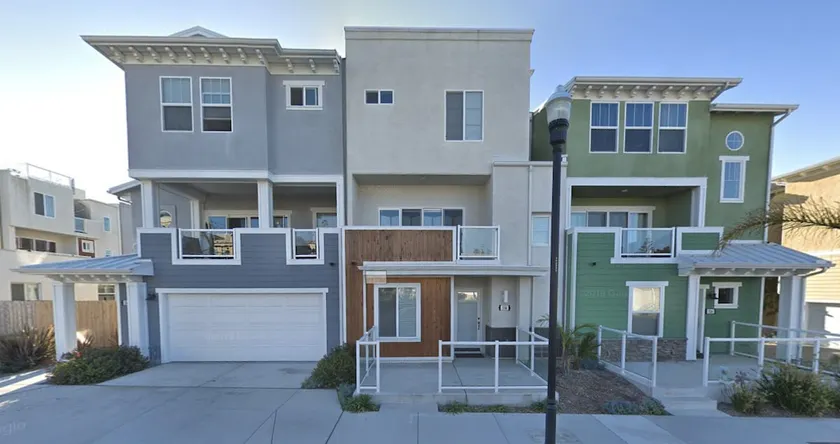 Frank's Pismo Beach House: Steps to Sand & Surf - Image 1