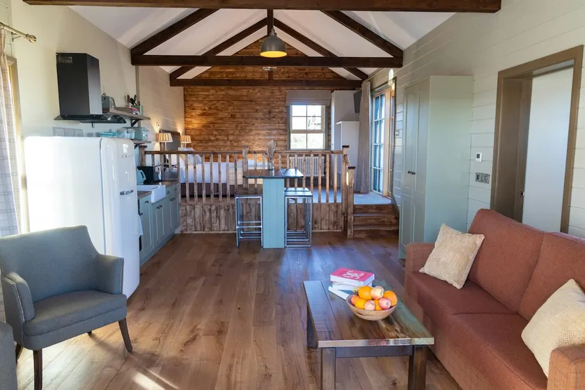 Wildlands Large Luxury Studio Cabin with Kids Room - Image 1
