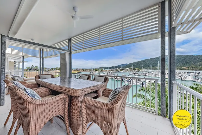 Spacious 2 bedroom Whitsunday Waterfront Penthouse - Image 1