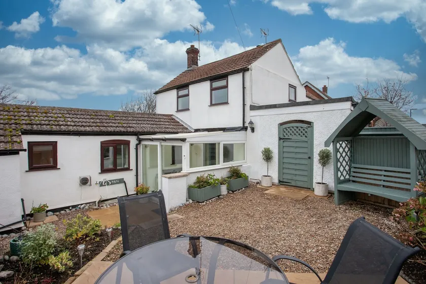 Rose Cottage by Winterton Cottages - Image 1