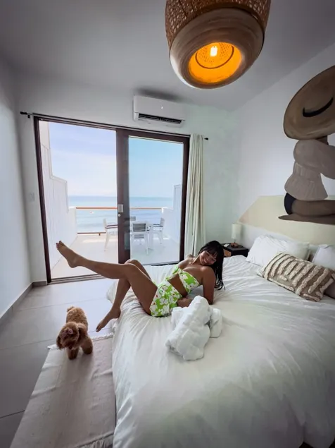 Beachfront Family Suite on Corcega Beach - Image 1