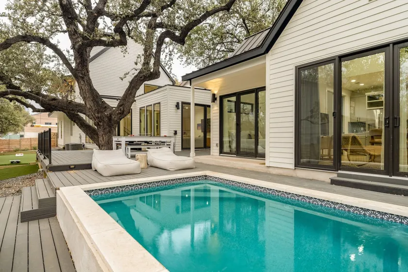 6BDR Luxe Pool Retreat • Views, Ping Pong | Henley - Image 1