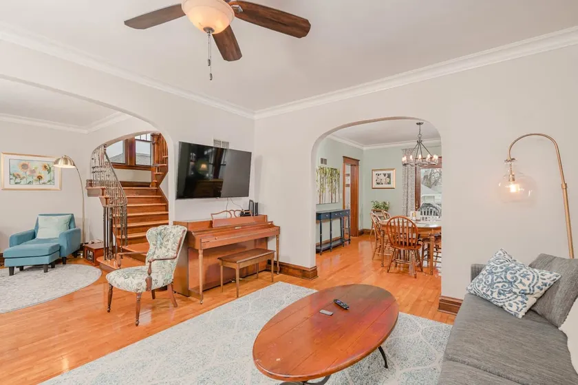 Charming Downtown Family Home with 3 Season Porch - Image 1