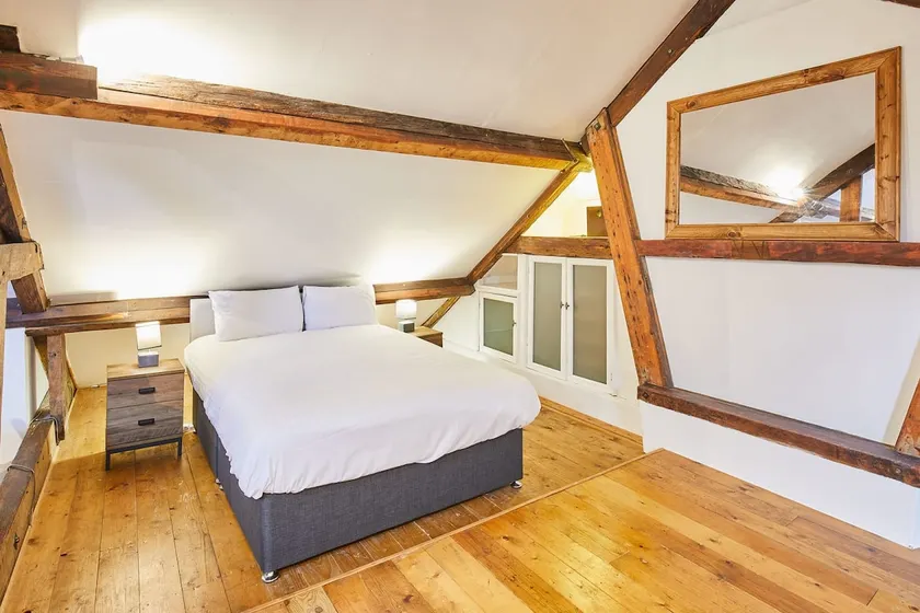 Host & Stay - The Duck Pond - Image 1