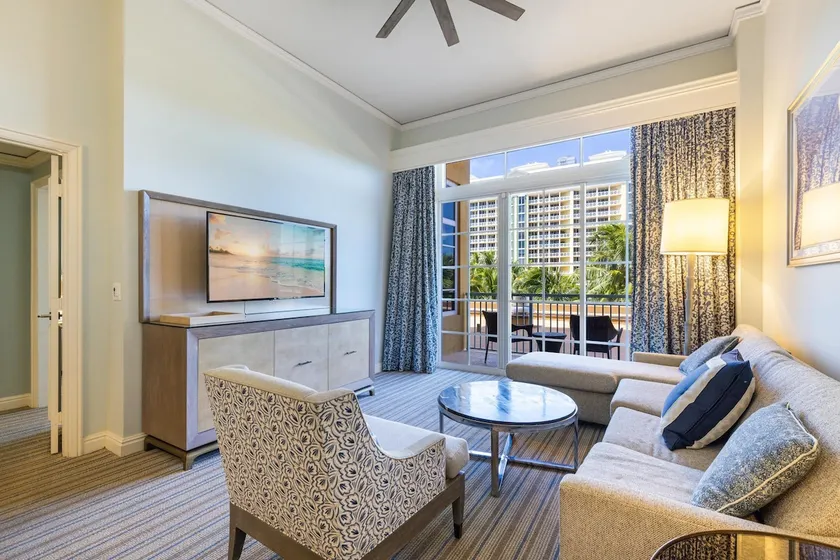 Sapphire by VIAC - Breathtaking 2BR Unit Set @ Ritz Carlton-Biscayne - Image 1