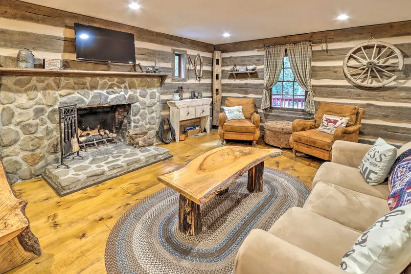 Cozy Creekside Mountain Escape w/ Hot Tub! - Image 1