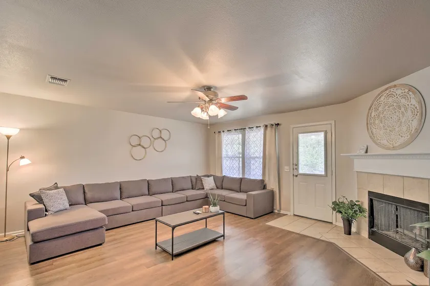San Antonio Getaway w/ Game Room, Near SeaWorld! - Image 1