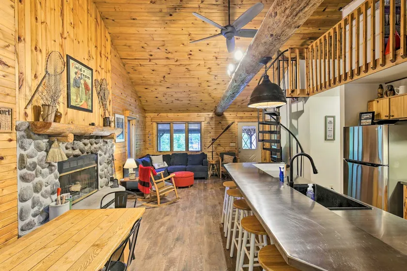 Waterfront Cottage w/ Dock on Papoose Lake! - Image 1