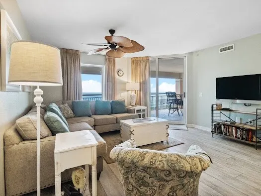 8TH FLOOR OCEANVIEW CONDO|SHORT WALK TO THE BEACH - Image 1