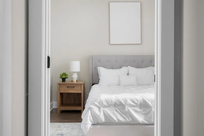 Downtown Columbus~Stunning Upscale 1 bd Suite - Image 1