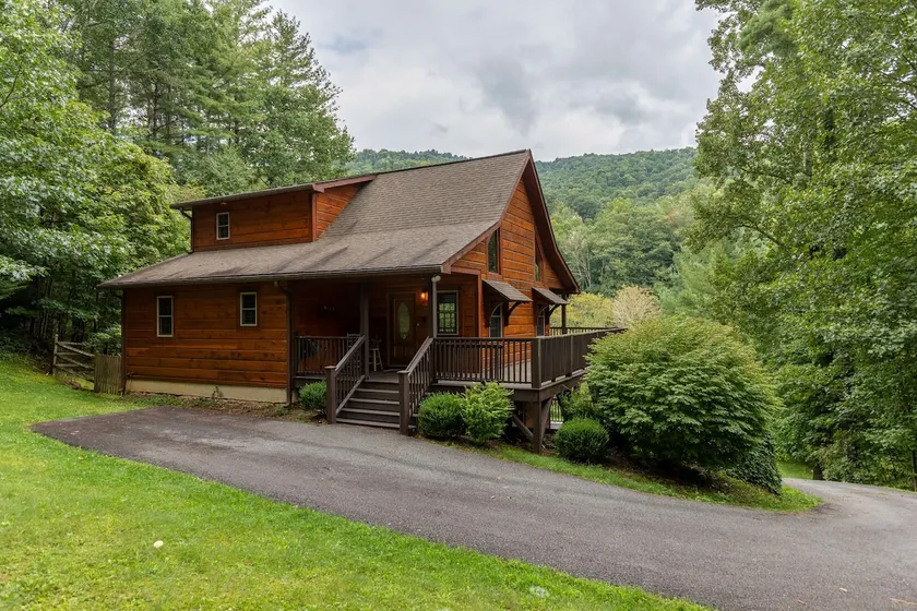 Dreams and Streams-3BR on New River, walk to Wahoo - Image 1