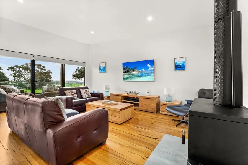 Castlebay - Image 1